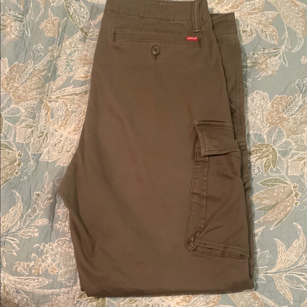 Levi's Men's Cargo Pants - Olive Green